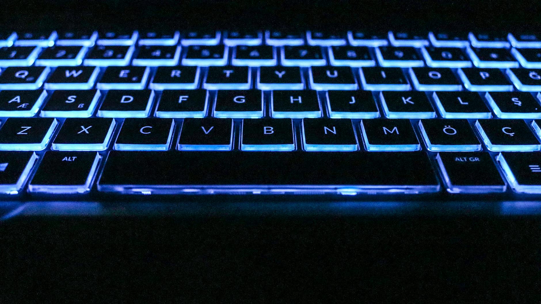 跨平台深度对比：Windows/Mac/手机端搜狗输入法自定义皮肤教程与排查指南